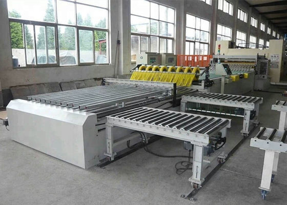 Beförderung und Korb hinunter 200pcs/Min Paperboard Machine stapelnd